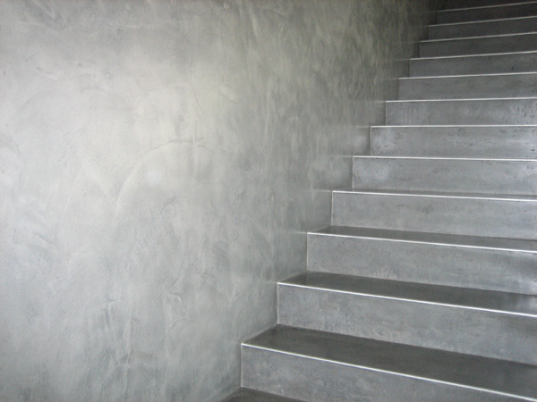 Stěny a schody panDOMO, Kancelář Stodůlky